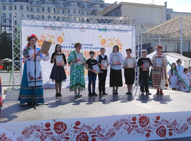 Победа на «Шевченковских чтениях»: наши чтецы покорили сцену!