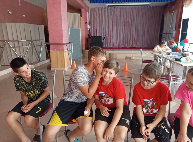 Играем в народные игры.