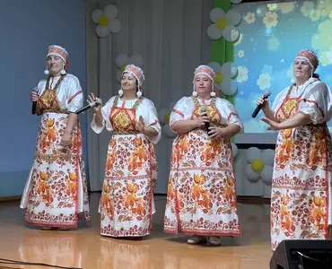 С Днём рождения, район!